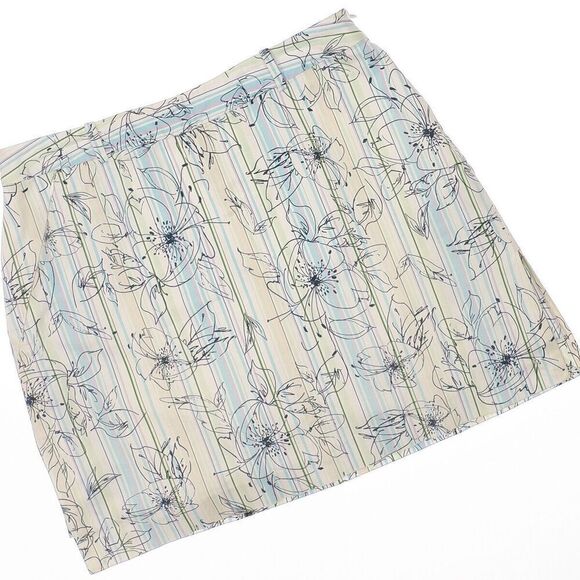 Tehama Skort Skirt Size 8 Womens Floral White Blue Zip Pocket Stretch 29x16.5 - Picture 2 of 9